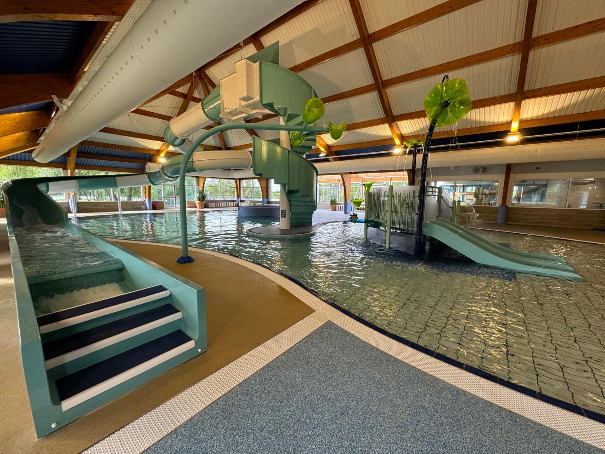 Dragonfly Lodge South Cerney Esterno foto